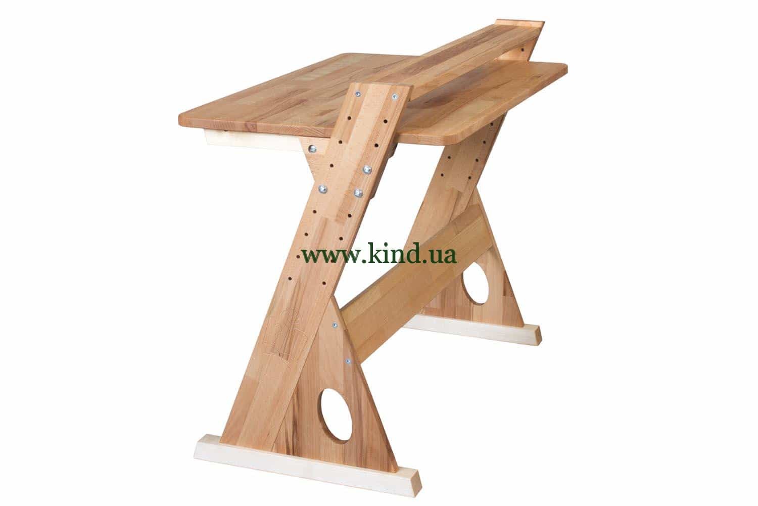 Детская парта с надстройкой из дерева Детская парта с надстройкой из дерева