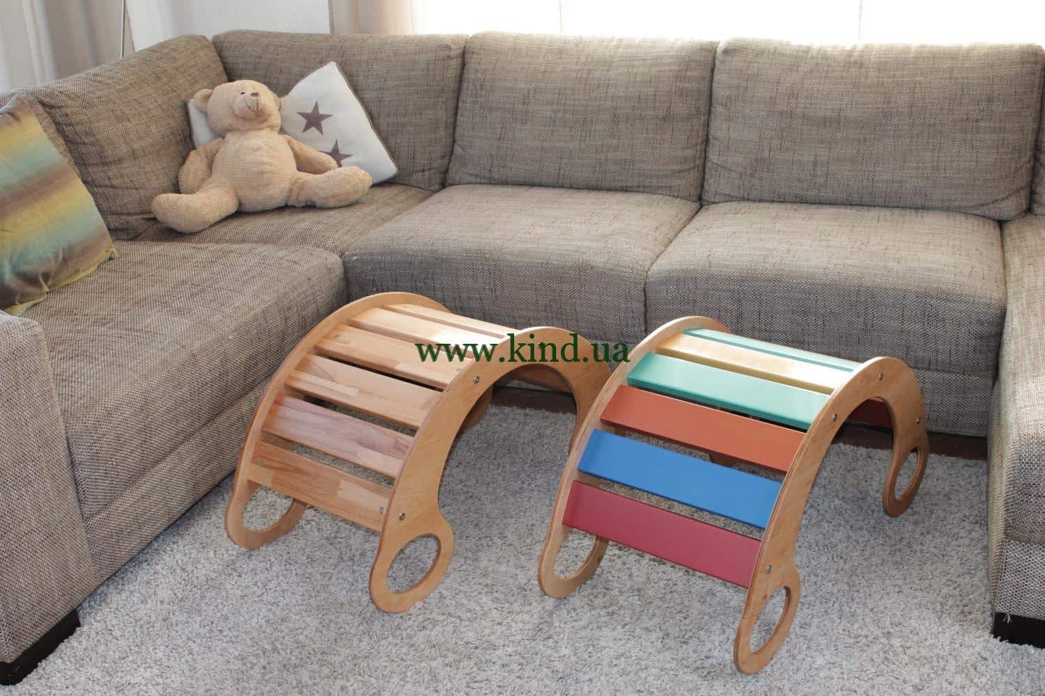 Горка качалка в детской комнате Горка качалка в детской комнате цветная или натуральная