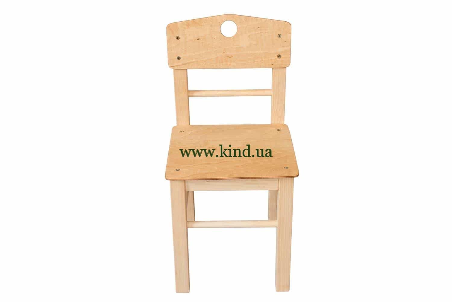 detskiy_stulchik_v_detskiy_sad