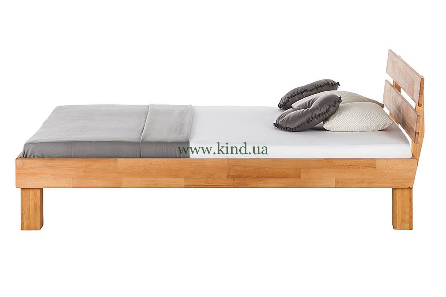 Деревянная кровать подростка