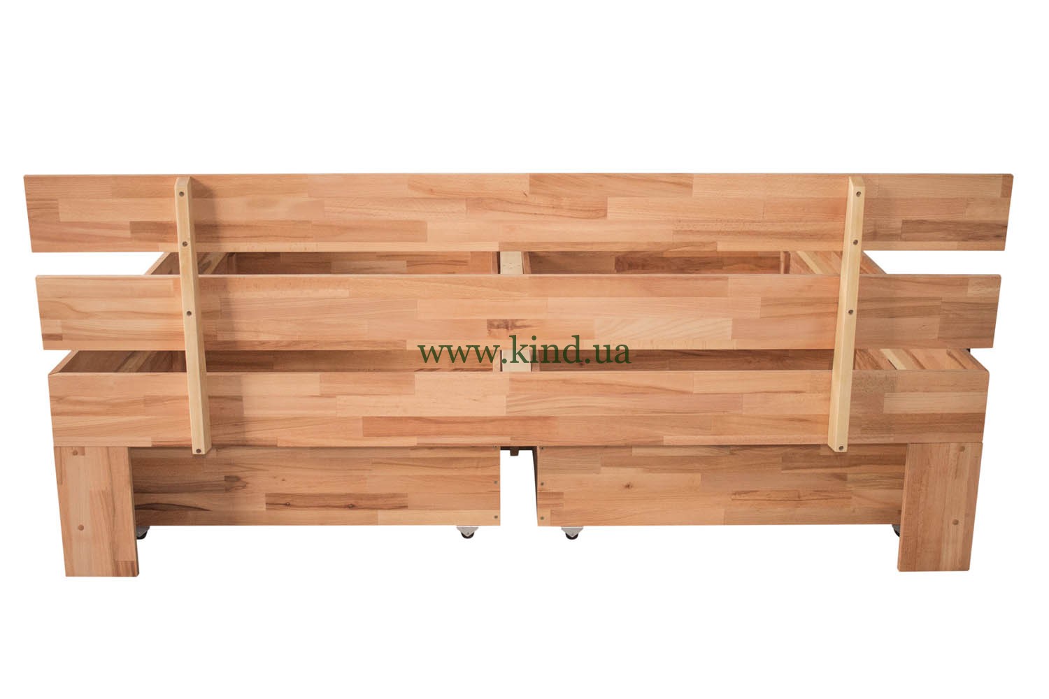 деревянная высокая кровать