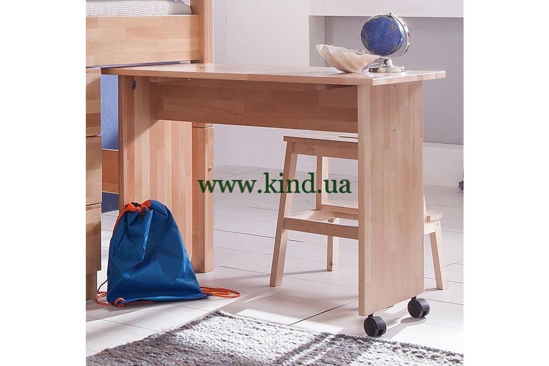 detskiy_stol_pod_krovatyu