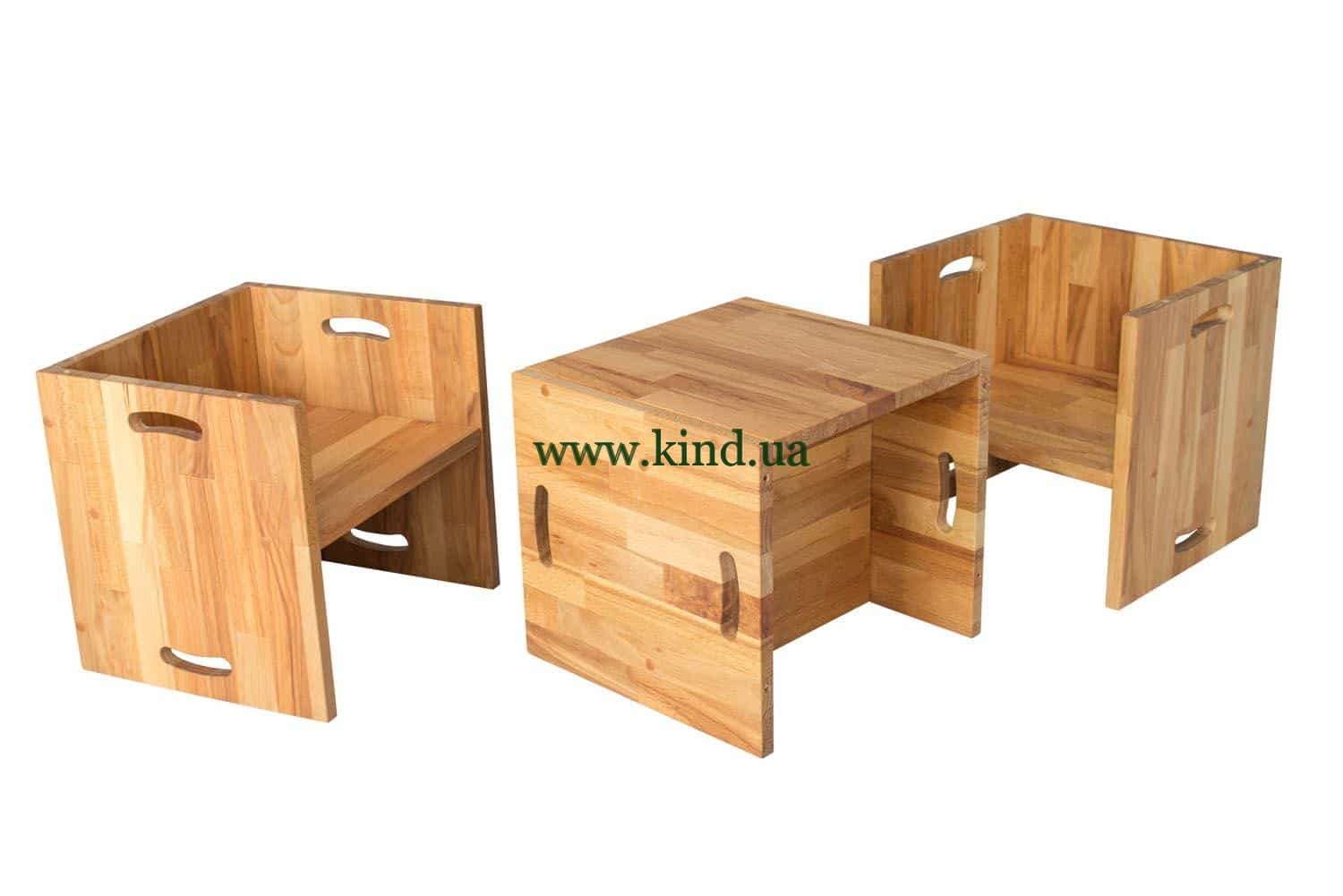 nabor_mebeli_stolik_i_stulchiki