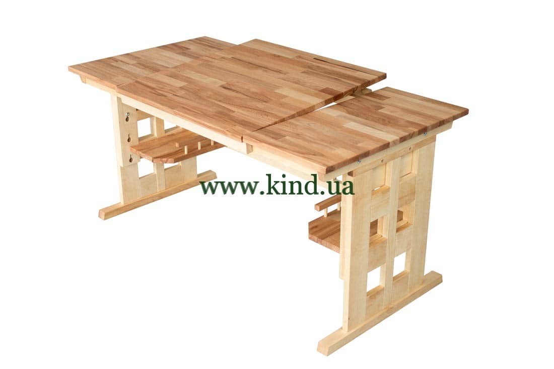 pismennyy_stol_iz_dereva