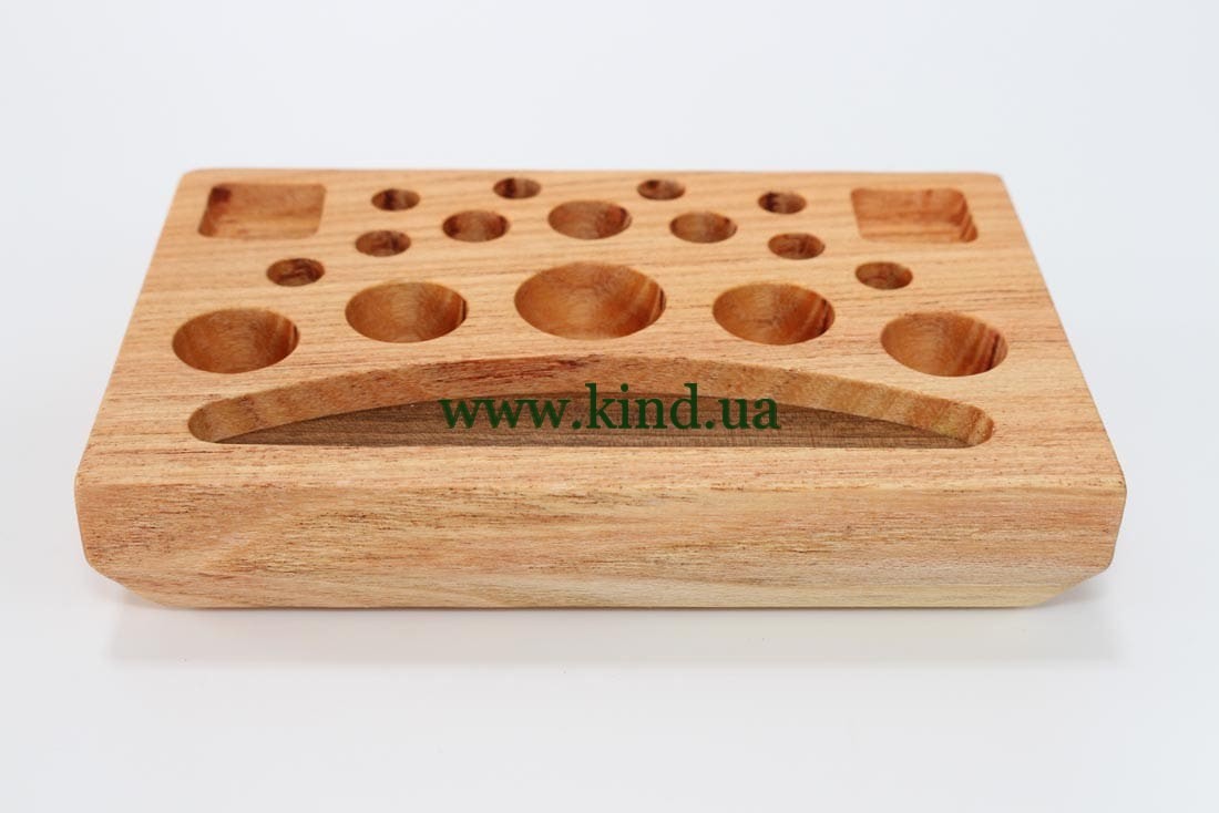 udobnaya_podstavka_dlya_kosmetiki