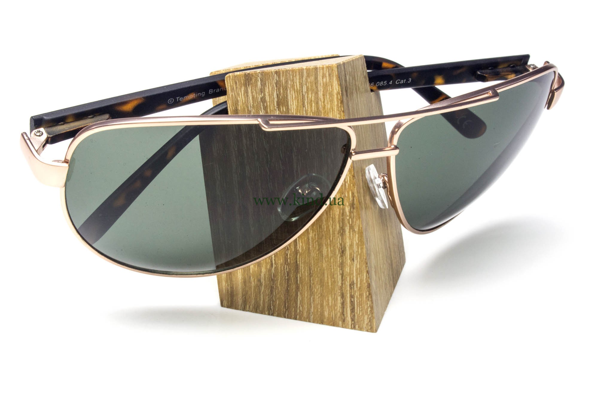 подставка для очков нос