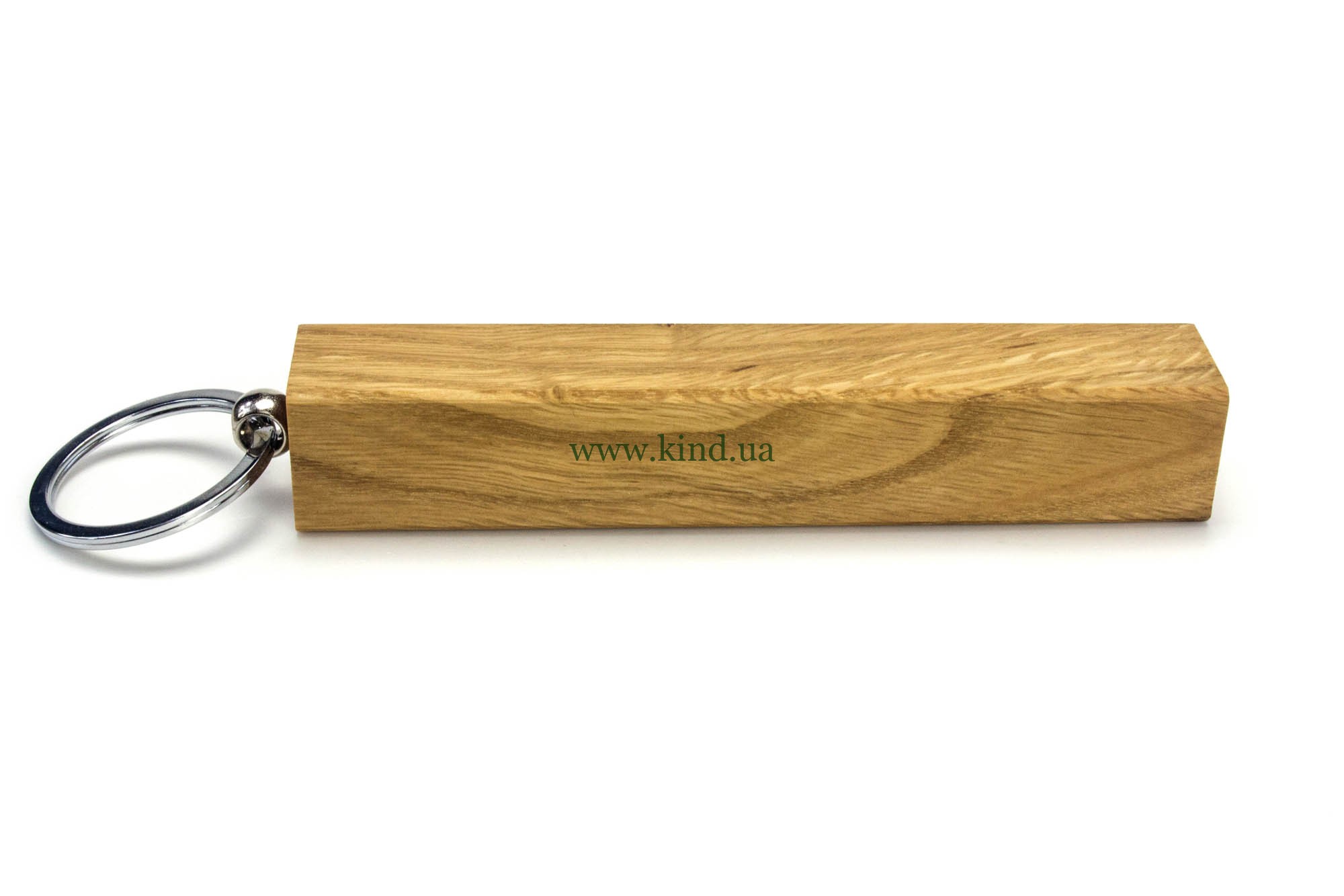Брелок из дуба большой