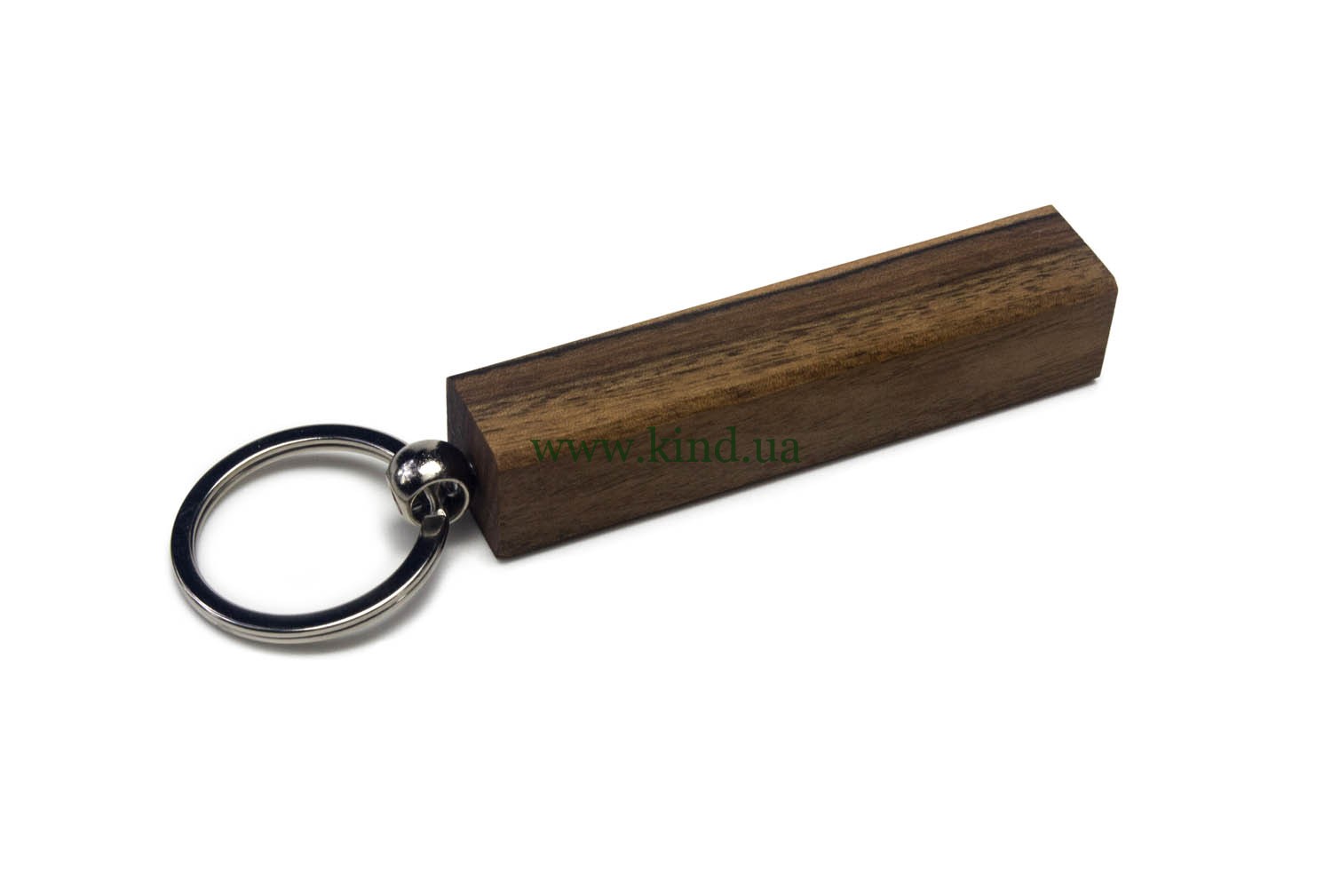 деревянный брелок из темного дерева