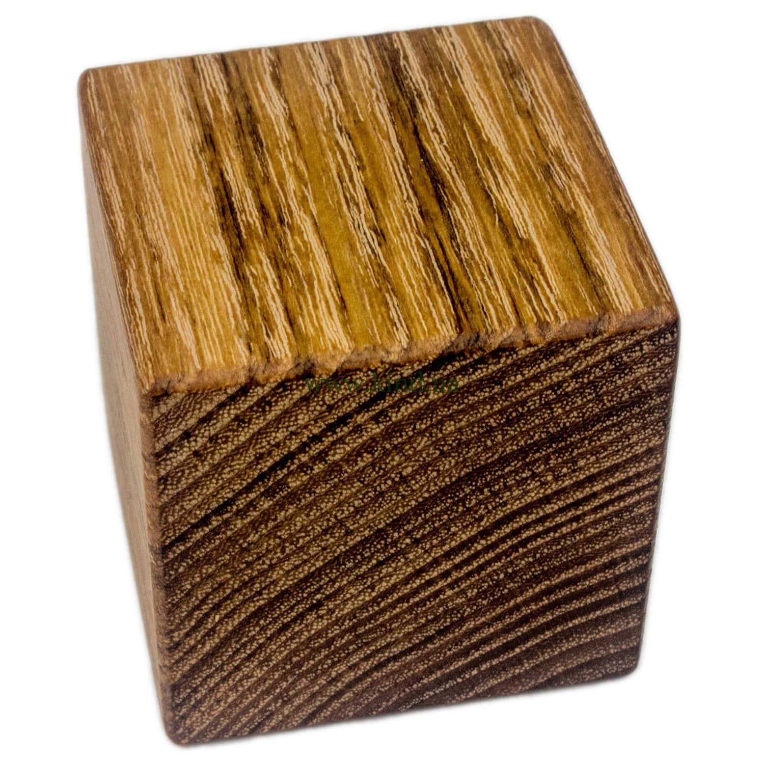 деревянный кубик дерево акация